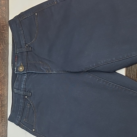 NWOT STYLE & CO DARK BLUE DENIM SKINNY LEG STRETCH JEANS - Picture 2 of 13